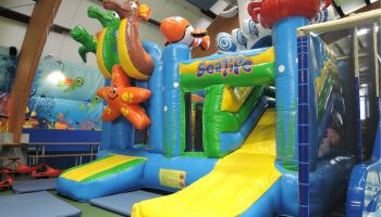 Huepfburg header start 01